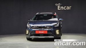 Kia Niro 1.6 HEV 2020 года из Южной Кореи