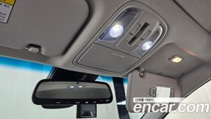 Kia Niro 1.6 HEV 2020 года из Южной Кореи
