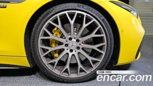Mercedes-Benz SL-Class AMG SL63 4MATIC+ 2023 года из Южной Кореи