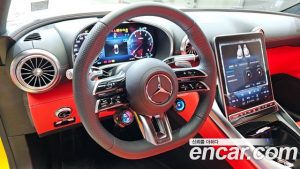 Mercedes-Benz SL-Class AMG SL63 4MATIC+ 2023 года из Южной Кореи