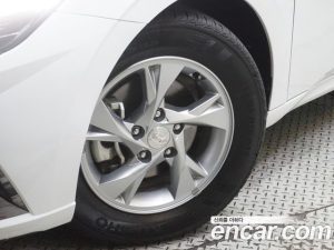 Hyundai AVANTE 1.6 2021 года из Южной Кореи