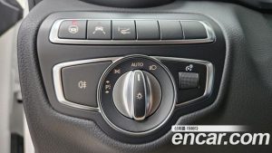 Mercedes-Benz C-Class C200 Coupe 2023 года из Южной Кореи