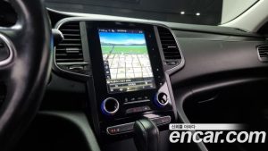 Renault-KoreaSamsung SM6 2.0 GDe SE 2020 года из Южной Кореи