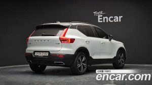 Volvo XC40 T4 R-디자인 2020 года из Южной Кореи