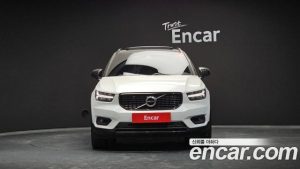 Volvo XC40 T4 R-디자인 2020 года из Южной Кореи