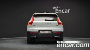 Volvo XC40 T4 R-디자인 2020 года из Южной Кореи