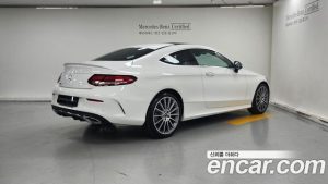 Mercedes-Benz C-Class C200 Coupe 2023 года из Южной Кореи