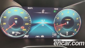 Mercedes-Benz C-Class C200 Coupe 2023 года из Южной Кореи