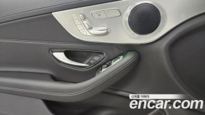 Mercedes-Benz C-Class C200 Coupe 2023 года из Южной Кореи