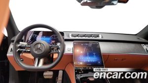 Mercedes-Benz S-Class S400 d 4MATIC 2023 года из Южной Кореи