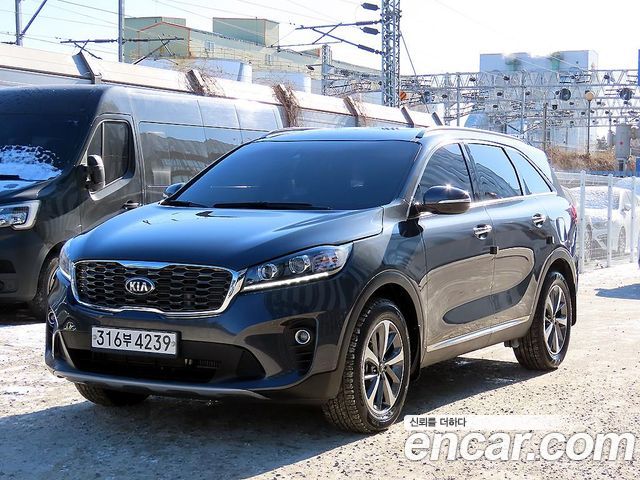 Kia Sorento Дизель 2.0 2WD 2020 года из Кореи