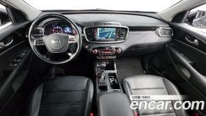 Kia Sorento Дизель 2.0 2WD 2020 года из Южной Кореи