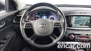 Kia Sorento Дизель 2.0 2WD 2020 года из Южной Кореи