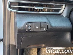 Hyundai AVANTE 1.6 2021 года из Южной Кореи