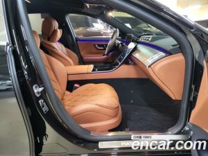 Mercedes-Benz S-Class Maybach S680 4MATIC 2023 года из Южной Кореи