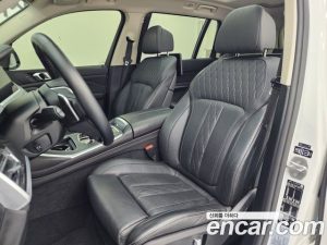 BMW X7 xDrive 30d Design Pure Excellence 6인승 2020 года из Южной Кореи