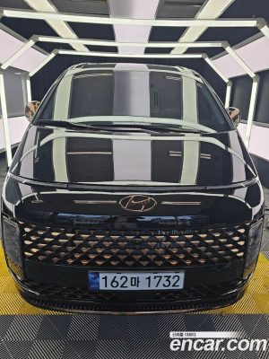 Hyundai Staria 4WD Lounge 7-Seater 2024 года из Южной Кореи