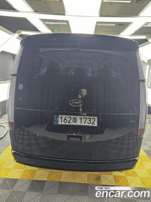 Hyundai Staria 4WD Lounge 7-Seater 2024 года из Южной Кореи