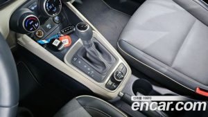 Hyundai Venue 1.6 Flux 2020 года из Южной Кореи