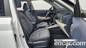 Hyundai Venue 1.6 Flux 2020 года из Южной Кореи
