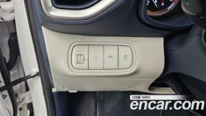 Hyundai Venue 1.6 Flux 2020 года из Южной Кореи
