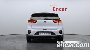 Kia Niro 1.6 HEV 2020 года из Южной Кореи