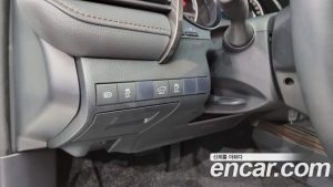 Toyota Camry 2.5 XLE HYBRID 2021 года из Южной Кореи