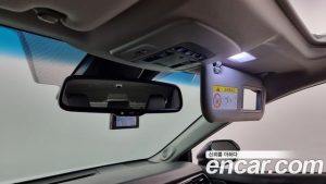 Toyota Camry 2.5 XLE HYBRID 2021 года из Южной Кореи