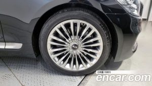 Kia K9 3.8 GDI AWD 2021 года из Южной Кореи