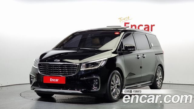 Kia Carnival Бензин 9-Seater Noblesse Special 2020 года из Кореи