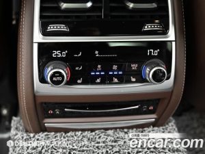 BMW 7-Series 730Ld xDrive M Sport 2020 года из Южной Кореи