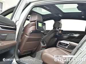 BMW 7-Series 730Ld xDrive M Sport 2020 года из Южной Кореи