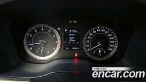 Hyundai Venue 1.6 Flux 2020 года из Южной Кореи