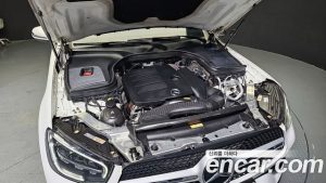 Mercedes-Benz GLC-Class GLC300 4MATIC Coupe 2020 года из Южной Кореи