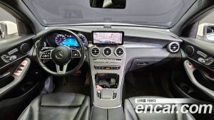 Mercedes-Benz GLC-Class GLC300 4MATIC Coupe 2020 года из Южной Кореи