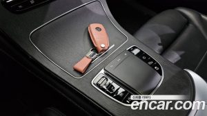 Mercedes-Benz GLC-Class GLC300 4MATIC Coupe 2020 года из Южной Кореи