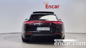 Porsche Panamera 4.0 GTS 2023 года из Южной Кореи