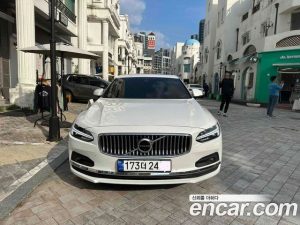 Volvo S90 B6 AWD Inscription 2021 года из Южной Кореи