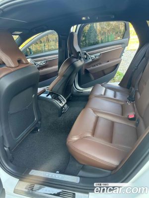Volvo S90 B6 AWD Inscription 2021 года из Южной Кореи