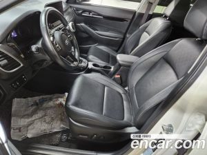 Kia Seltos Бензин 1.6 Turbo 2WD 2020 года из Южной Кореи