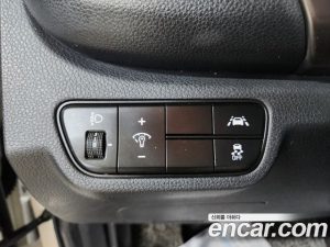 Kia Seltos Бензин 1.6 Turbo 2WD 2020 года из Южной Кореи