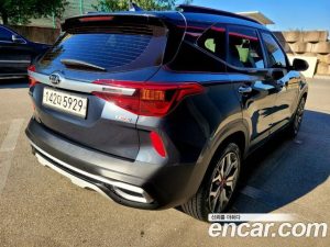Kia Seltos Бензин 1.6 Turbo 2WD 2020 года из Южной Кореи