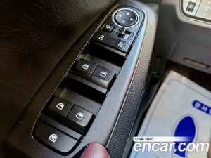 Kia Seltos Бензин 1.6 Turbo 2WD 2020 года из Южной Кореи