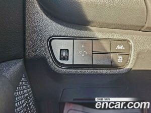 Kia Seltos Бензин 1.6 Turbo 2WD 2020 года из Южной Кореи