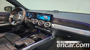 Mercedes-Benz GLB-Class GLB250 4MATIC 2021 года из Южной Кореи