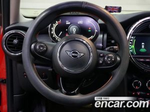 Mini Cooper 5Door HIGH 2021 года из Южной Кореи