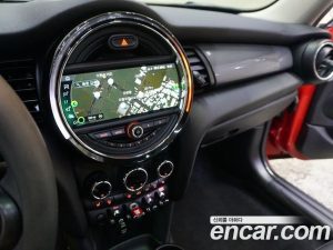 Mini Cooper 5Door HIGH 2021 года из Южной Кореи