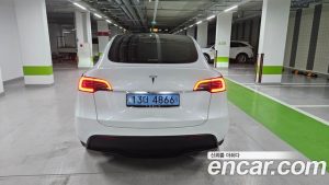 Tesla Model Y RWD 2023 года из Южной Кореи