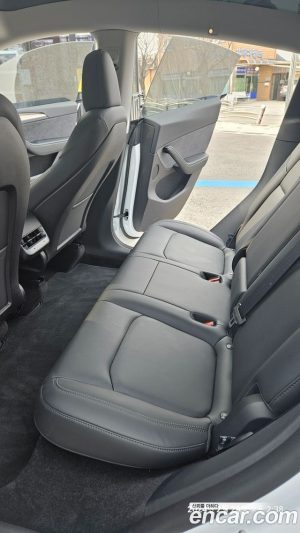 Tesla Model Y RWD 2023 года из Южной Кореи
