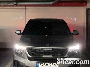 Kia Seltos Бензин 1.6 Turbo 2WD 2021 года из Южной Кореи
